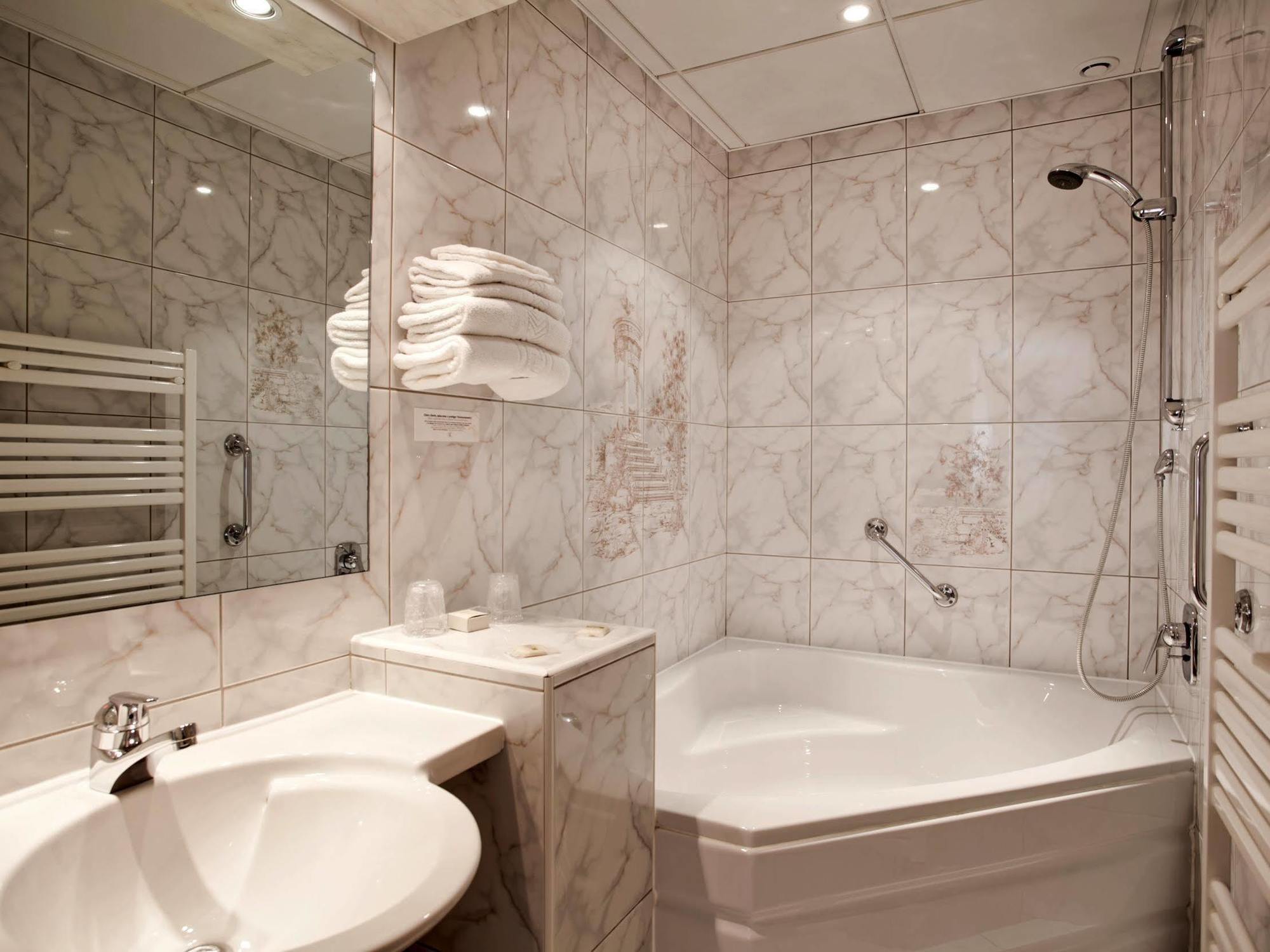 Logis Hotel & Restaurant Arcombelle Val-de-Meuse Zewnętrze zdjęcie