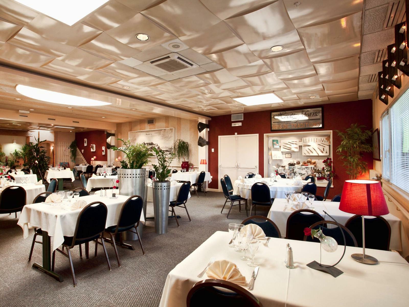 Logis Hotel & Restaurant Arcombelle Val-de-Meuse Zewnętrze zdjęcie